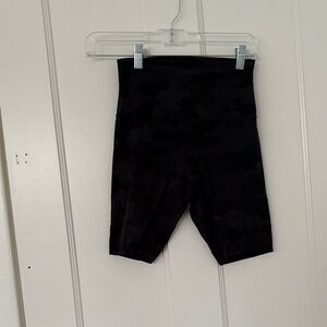 Lululemon Athletica Black Camouflage Bike Shorts